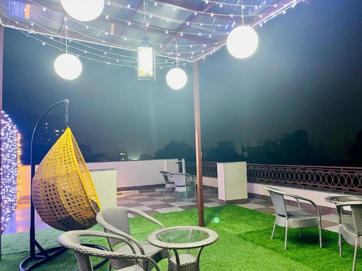 Bluo Studio1 Golf Course Road, Gym, Balcony Garden Gurgaon Exterior photo